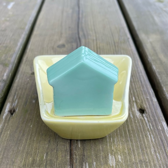 Dog in Green Doghouse Yellow Ceramic Trinket Dish - Picture 5 of 11